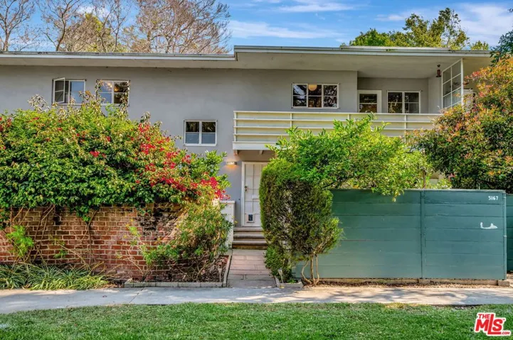 5167 1/2 Village, Los Angeles, California 90016