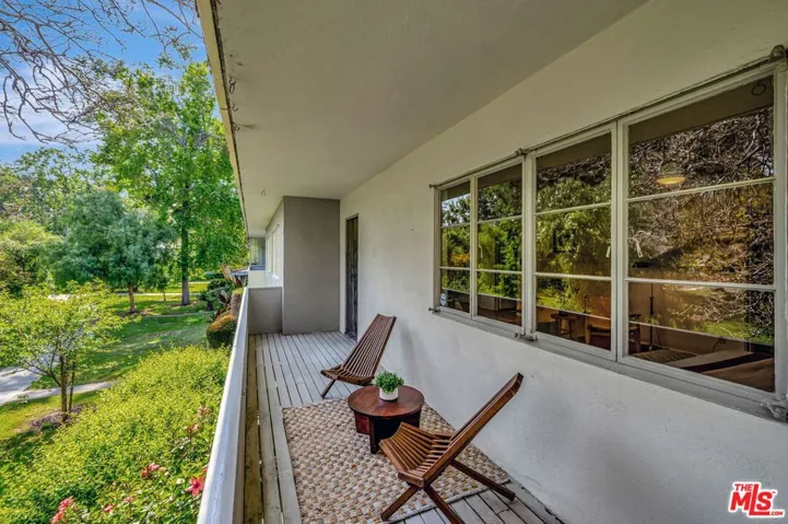 5167 1/2 Village, Los Angeles, California 90016