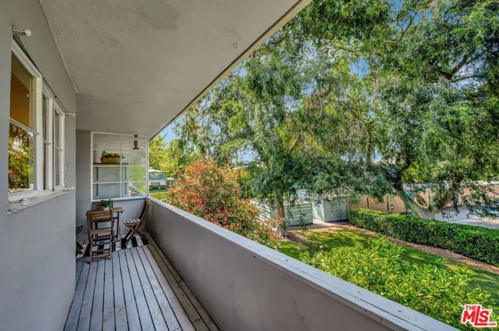 5167 1/2 Village, Los Angeles, California 90016