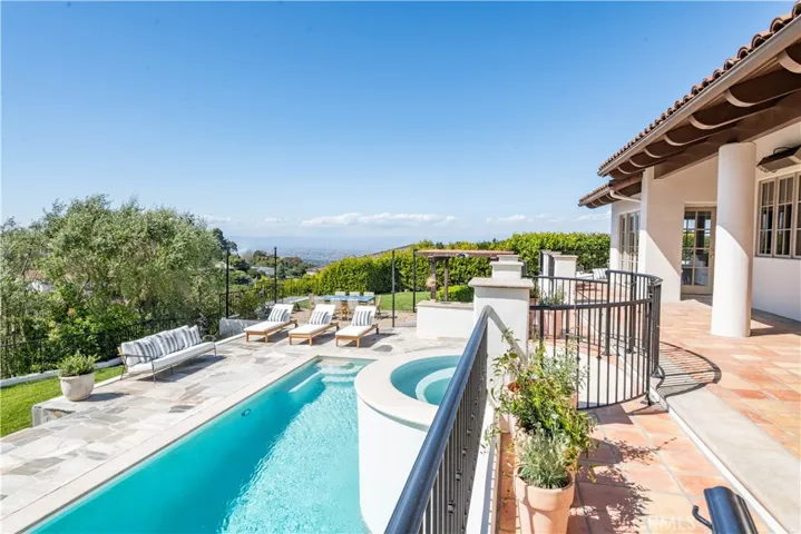 28 Caballeros Road, Rolling Hills, California 90274