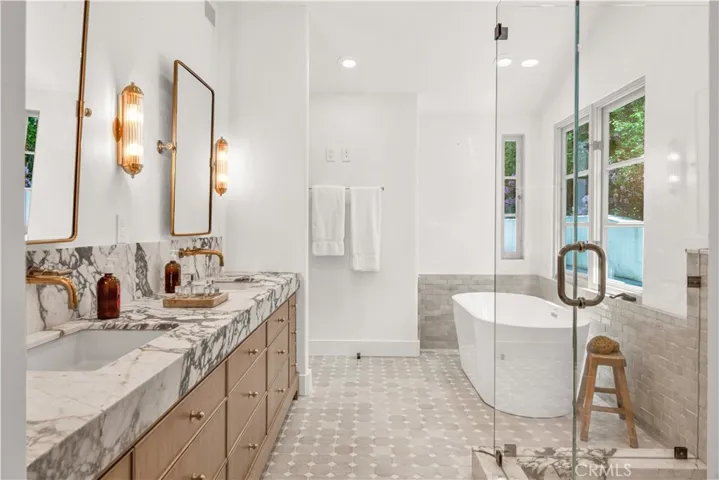 28 Caballeros Road, Rolling Hills, California 90274