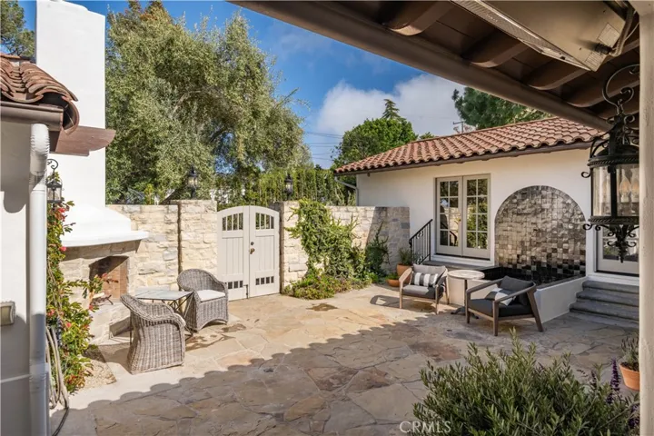 28 Caballeros Road, Rolling Hills, California 90274