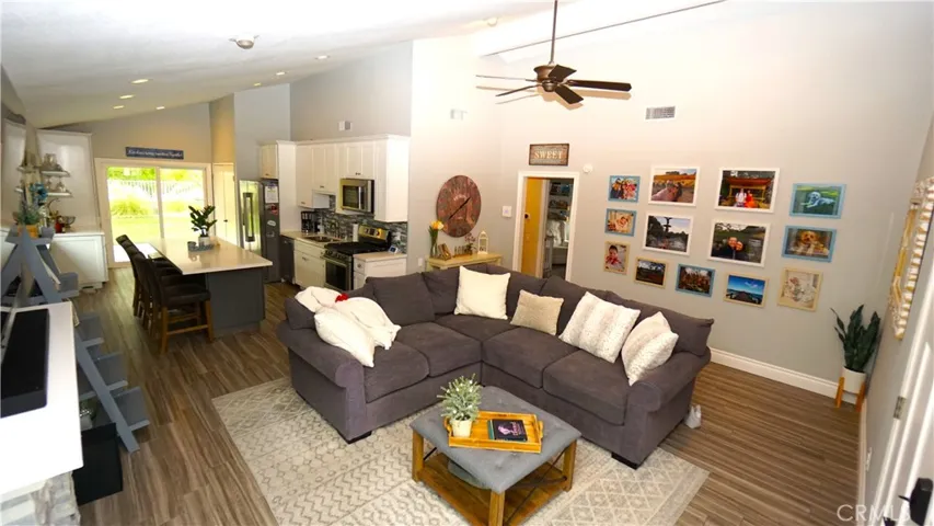24091 Zancon, Mission Viejo, California 92692