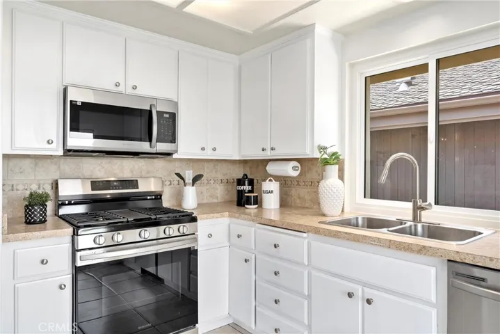 409 Pebble Beach Place, Fullerton, California 92835