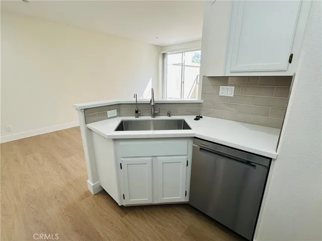 3308 Aspen Grove, Irvine, California 92618