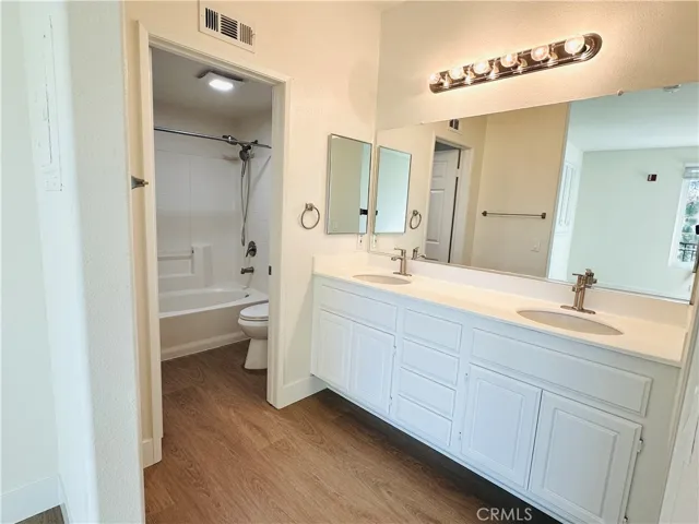 3308 Aspen Grove, Irvine, California 92618