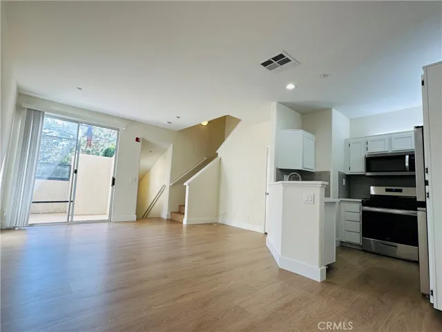 3308 Aspen Grove, Irvine, California 92618