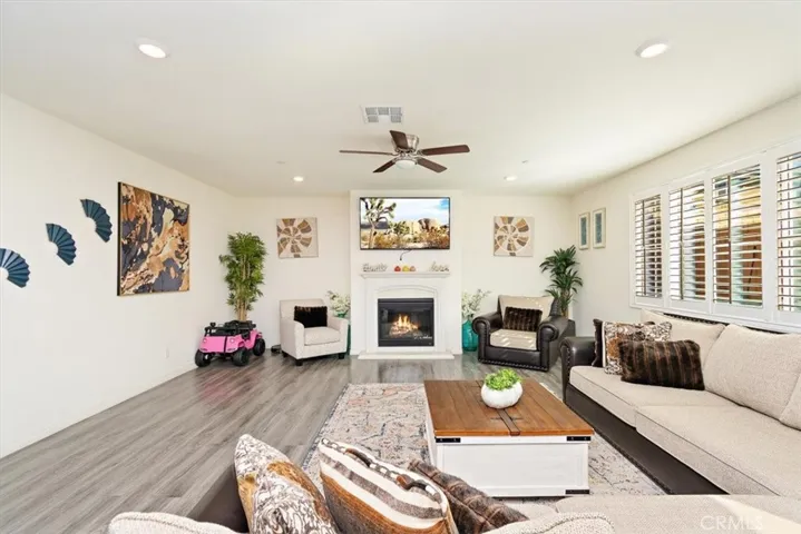 5159 Clementine Avenue, Fontana, California 92336