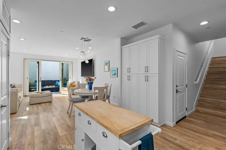 5542 Palm Drive, Hawthorne, California 90250