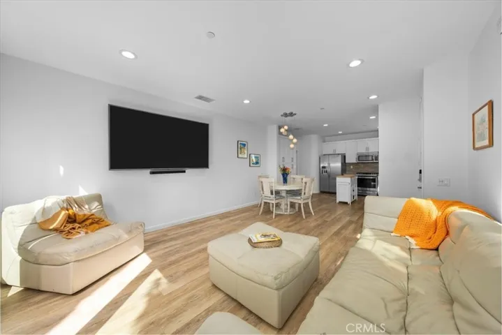 5542 Palm Drive, Hawthorne, California 90250
