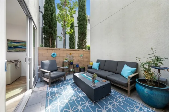 5542 Palm Drive, Hawthorne, California 90250
