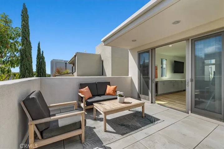 5542 Palm Drive, Hawthorne, California 90250