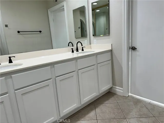 22852 Caseda, Mission Viejo, California 92691