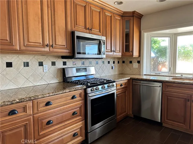 22852 Caseda, Mission Viejo, California 92691