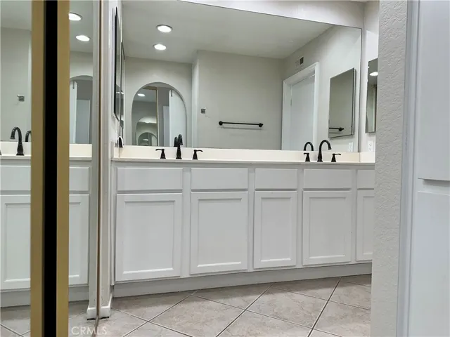 22852 Caseda, Mission Viejo, California 92691