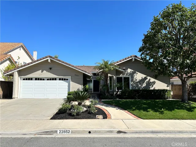 22852 Caseda, Mission Viejo, California 92691
