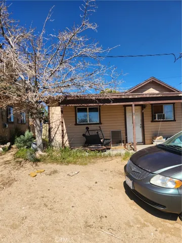 569 Tamarack Road, Pinon Hills, California 92372