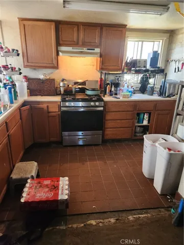 569 Tamarack Road, Pinon Hills, California 92372