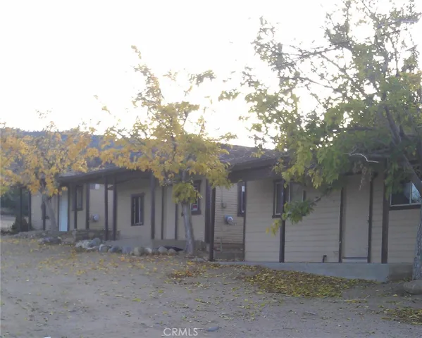 569 Tamarack Road, Pinon Hills, California 92372