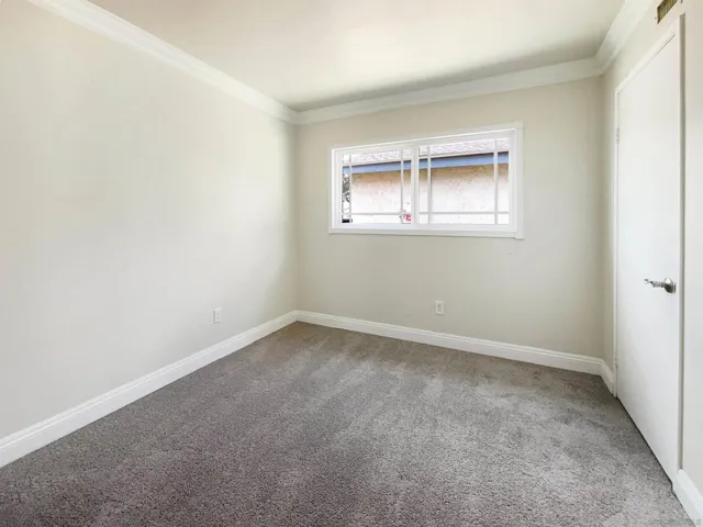 8562 Lake Bluffs Cir, Spring Valley, California 91977