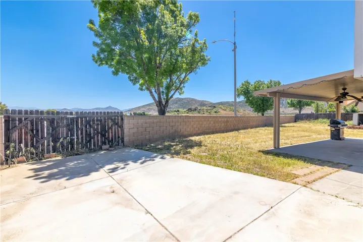 4217 Willowcreek Ct, Hemet, California 92545