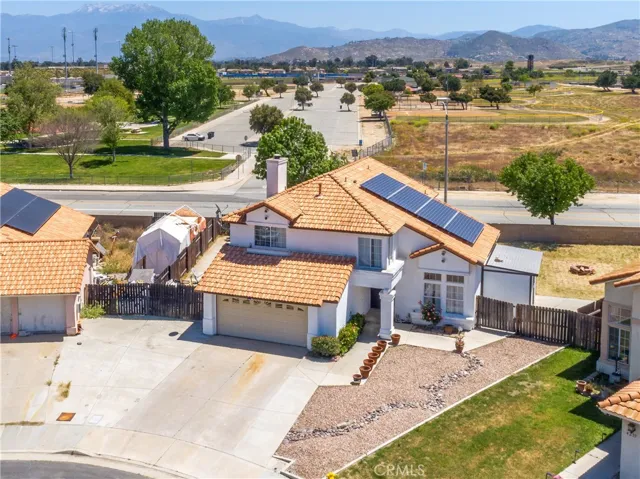 4217 Willowcreek Ct, Hemet, California 92545