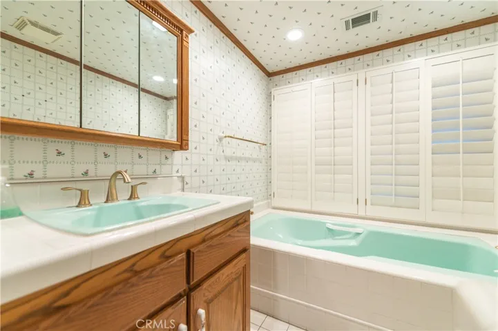 5412 Lakeview Avenue, Yorba Linda, California 92886