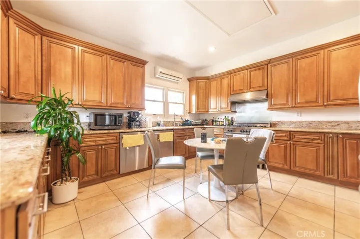 5412 Lakeview Avenue, Yorba Linda, California 92886