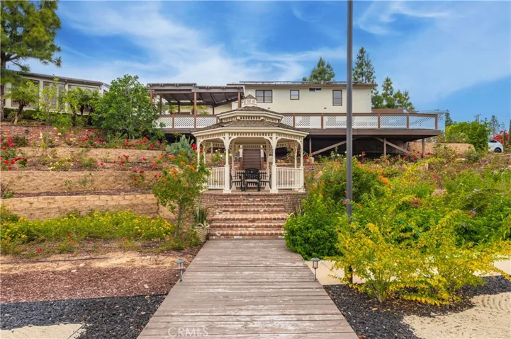 5412 Lakeview Avenue, Yorba Linda, California 92886