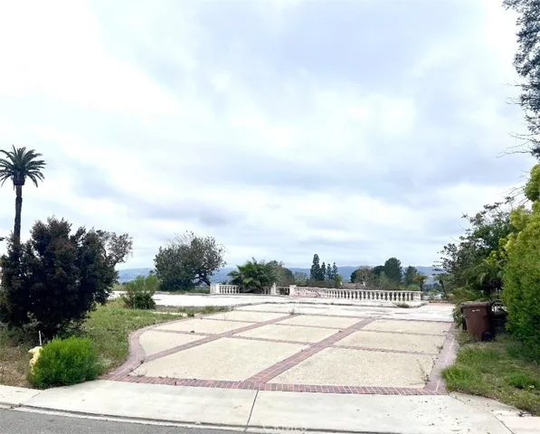 1160 S Tamarisk Drive, Anaheim Hills, California 92807