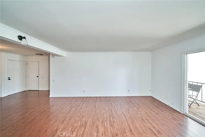 5460 White Oak Avenue J304, Encino, California 91316
