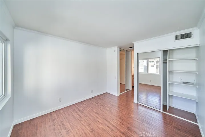 5460 White Oak Avenue J304, Encino, California 91316