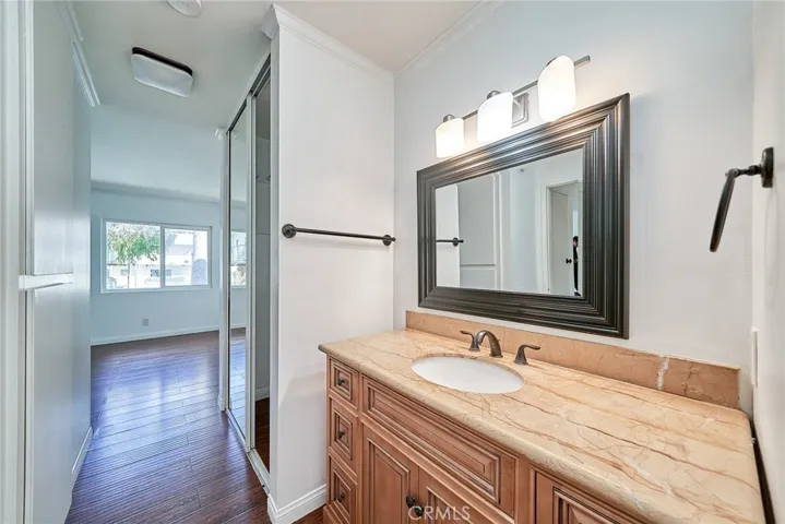 5460 White Oak Avenue J304, Encino, California 91316