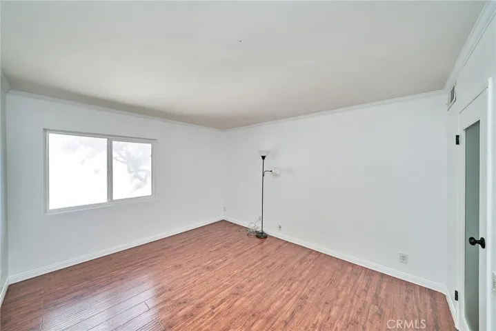 5460 White Oak Avenue J304, Encino, California 91316