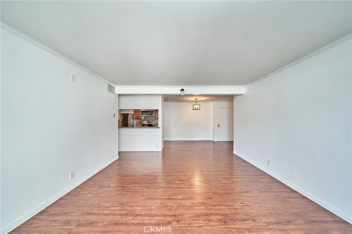 5460 White Oak Avenue J304, Encino, California 91316