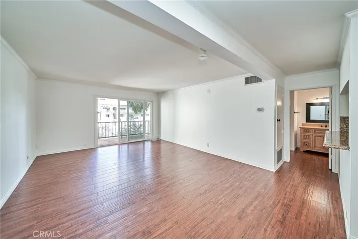 5460 White Oak Avenue J304, Encino, California 91316