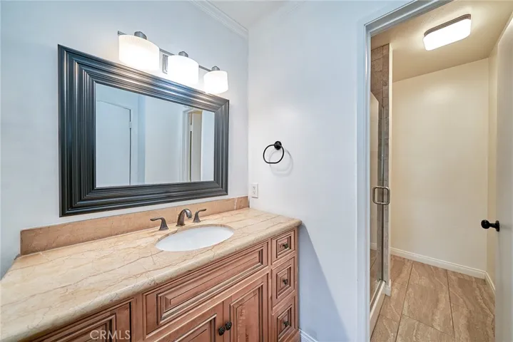 5460 White Oak Avenue J304, Encino, California 91316