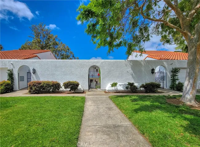 3493 Monte Hermoso O, Laguna Woods, California 92637