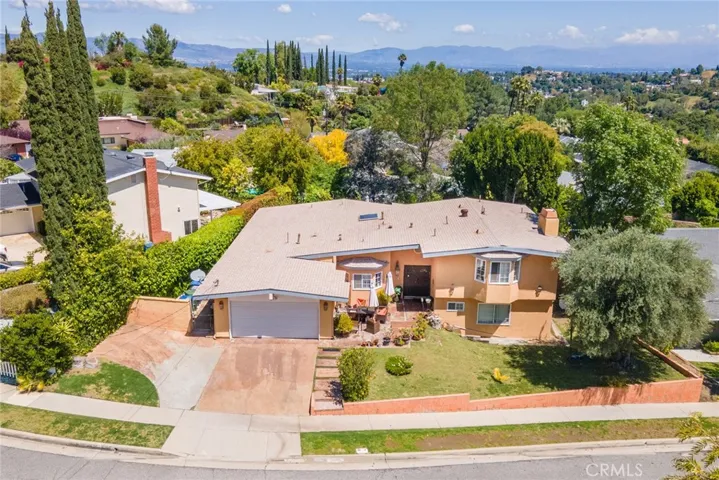 22439 De Kalb Drive, Calabasas, California 91302