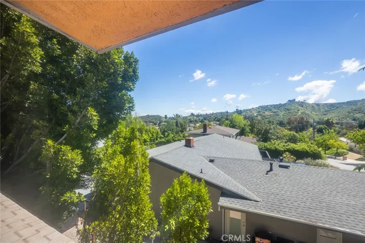 22439 De Kalb Drive, Calabasas, California 91302
