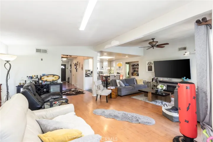 22439 De Kalb Drive, Calabasas, California 91302