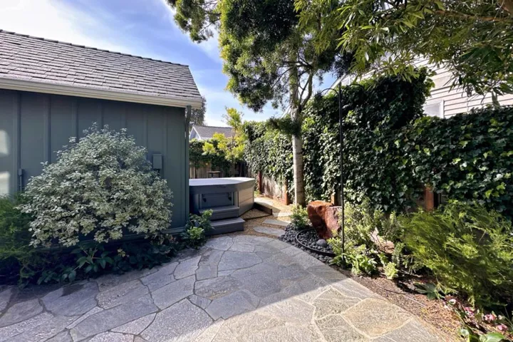 314 Wood Street, Pacific Grove, California 93950