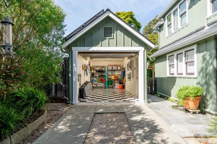 314 Wood Street, Pacific Grove, California 93950