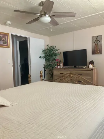 14000 El Evado Road 87, Victorville, California 92392