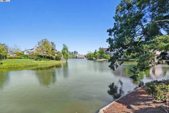 218 Ironwood Rd, Alameda, California 94502