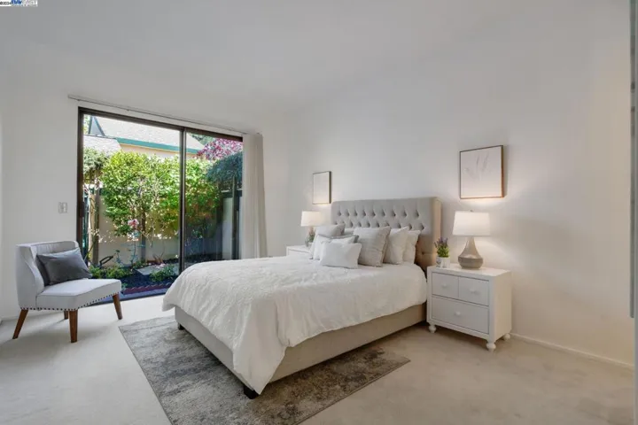 218 Ironwood Rd, Alameda, California 94502