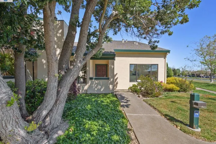 218 Ironwood Rd, Alameda, California 94502