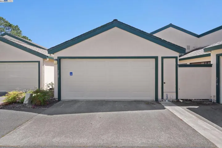 218 Ironwood Rd, Alameda, California 94502