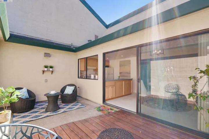 218 Ironwood Rd, Alameda, California 94502