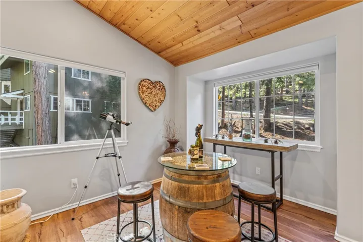 27120 Peninsula Drive, Lake Arrowhead, California 92352